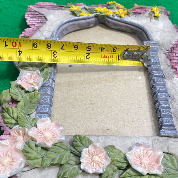 Vintage Floral Picture Frame, Handmade Tabletop, Wall Hanging Photo Frame - Picture 6 of 11